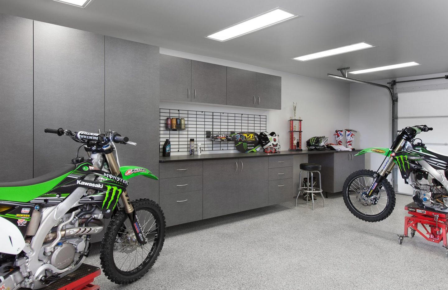 Metallic Finish Garage Cabinets | Motor City Garages