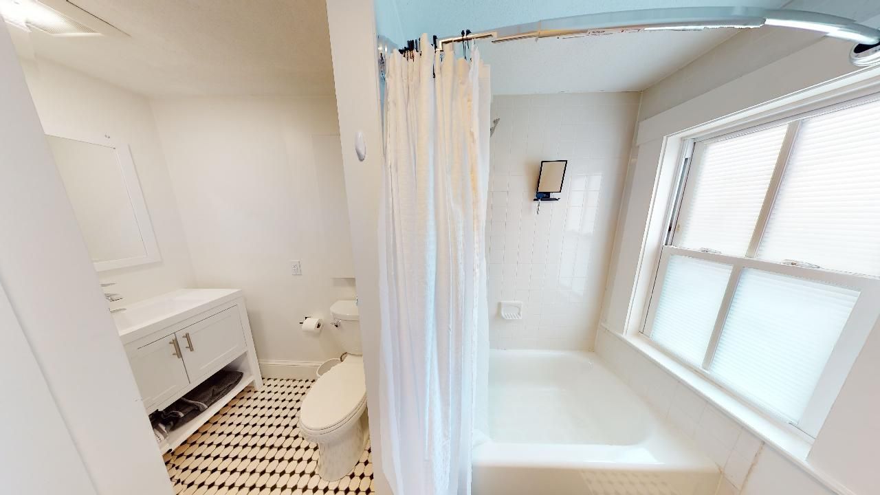 154 Granite - bathtub