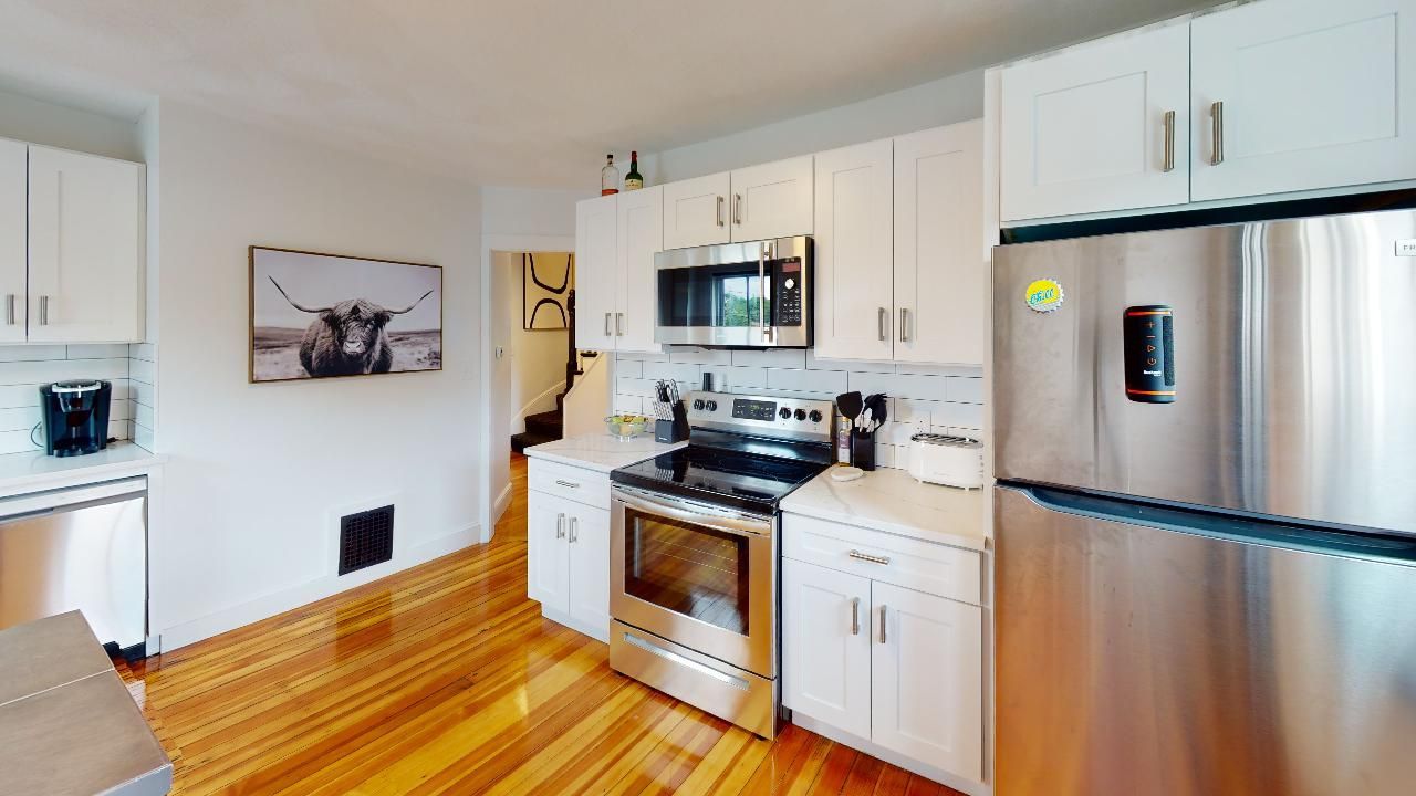154 Granite - Kitchen With Appliances
