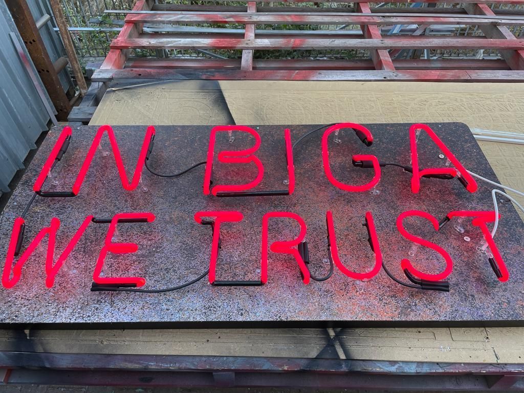 lavorazione insegne al neon 17