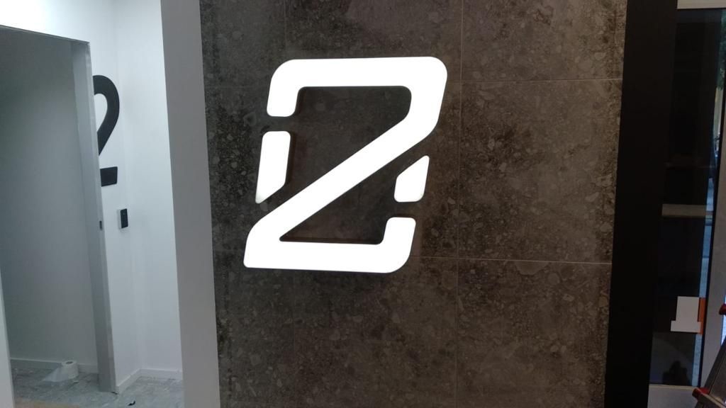 lavorazione insegne al neon 21