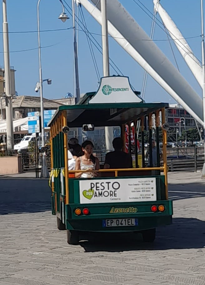 Tram elettrico Azenetto Genova