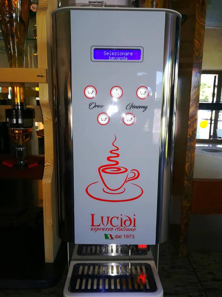 Una macchina per caffè d'orzo e ginseng Lucidi Espresso Italiano
