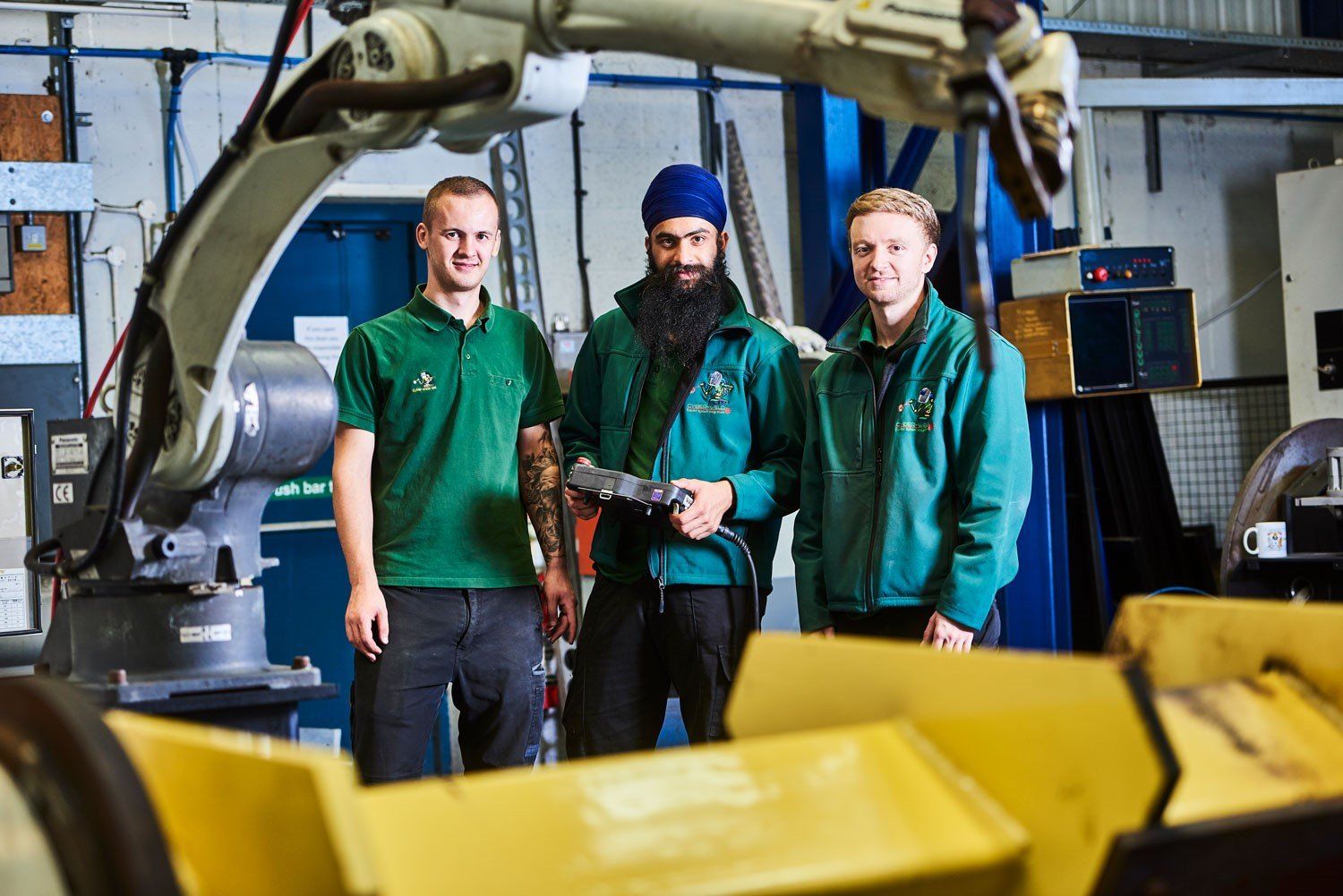 Robotics experts benefit from MTC apprentices - Photo 2