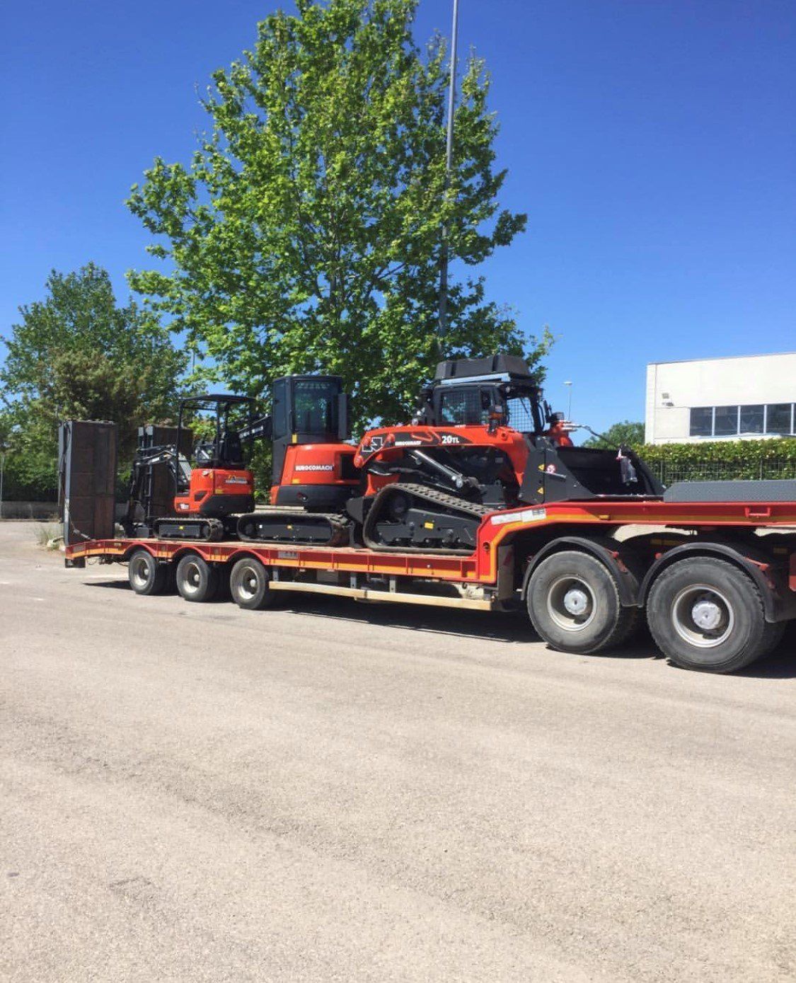 trasporto di mezzi cingolati