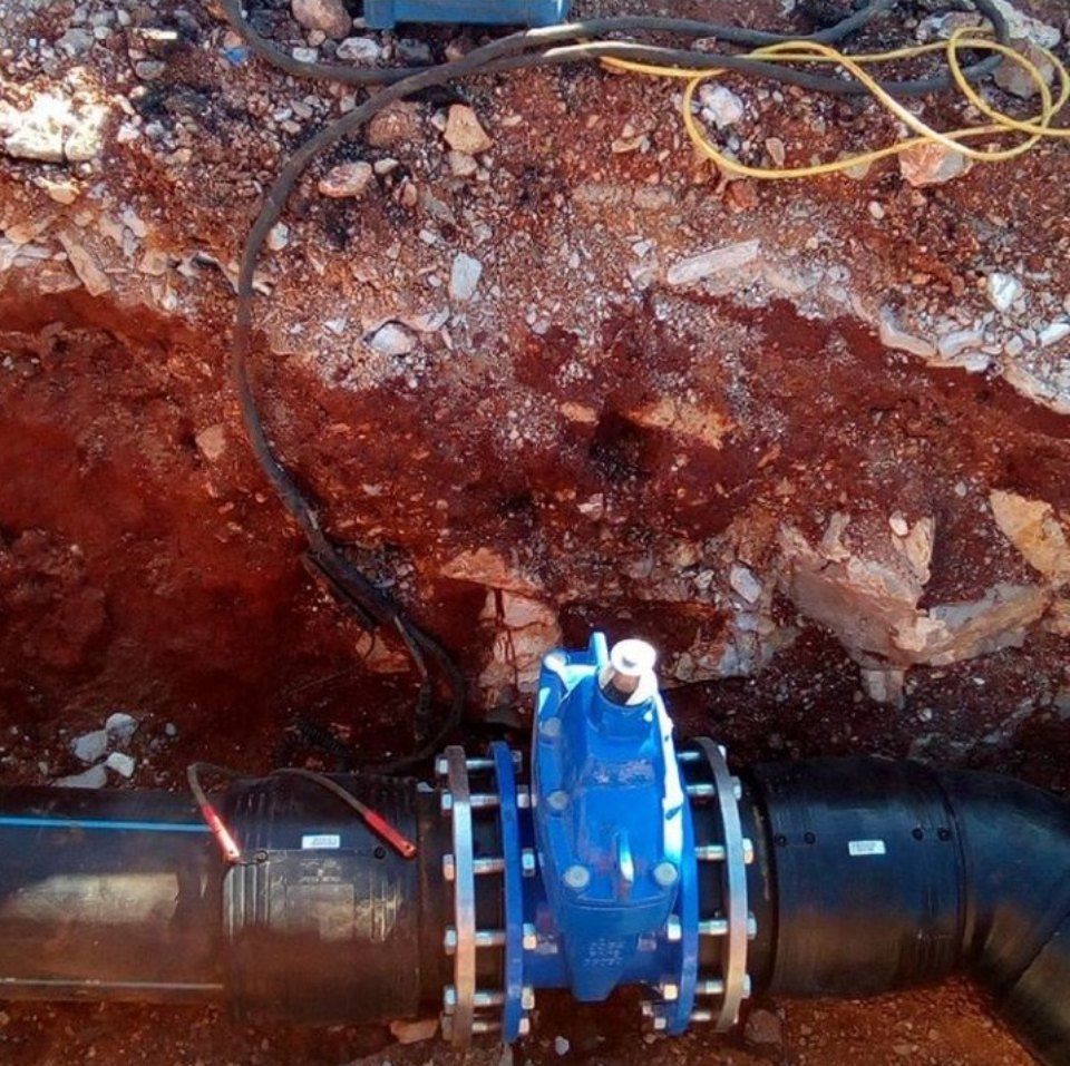 posa condotte acquedotto