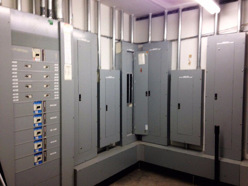 2000 Amp Service & Submain in Electrical Closet