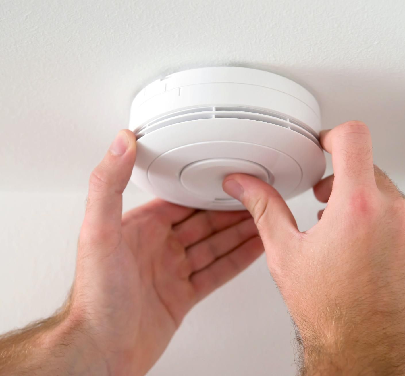 Blog post on changing smoke detectors after 10 years