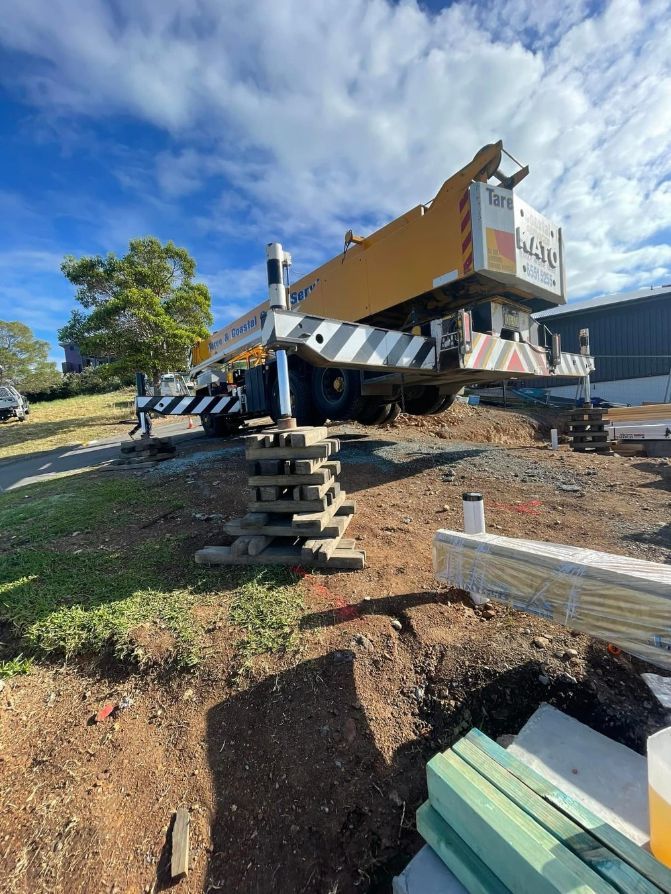 A Crane — Crane Rentals in Taree, NSW