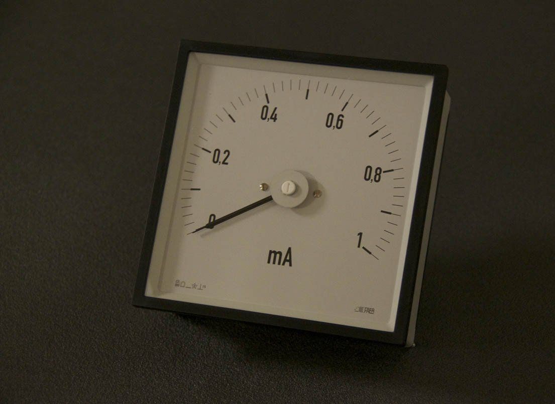 144mm Ammeter DC, 240deg Scale — Perth, WA — Les Cooke Instrument Co Pty Ltd.