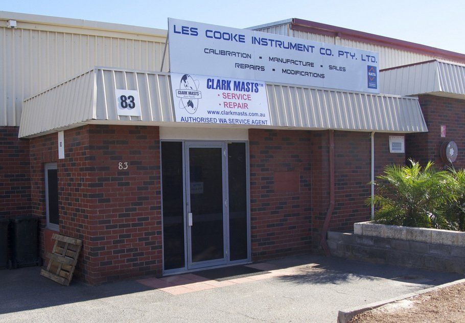 Store Front — Perth, WA — Les Cooke Instrument Co Pty Ltd.