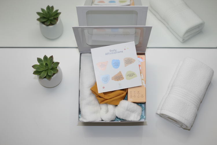 Freklz Skincare+Holiday Box