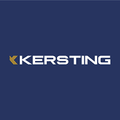 Logotipo de Kersting, texto blanco sobre fondo azul, símbolo geométrico dorado a la izquierda.
