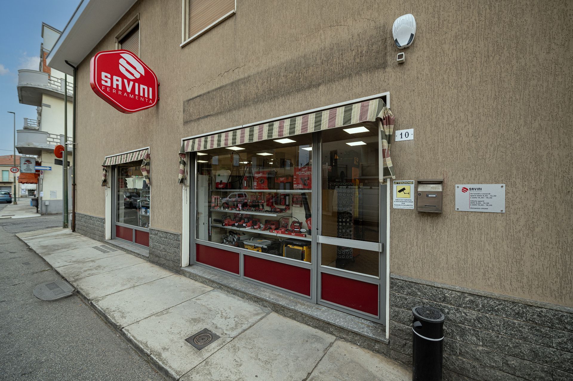 entrata Ferramenta Savini Casale Monferrato