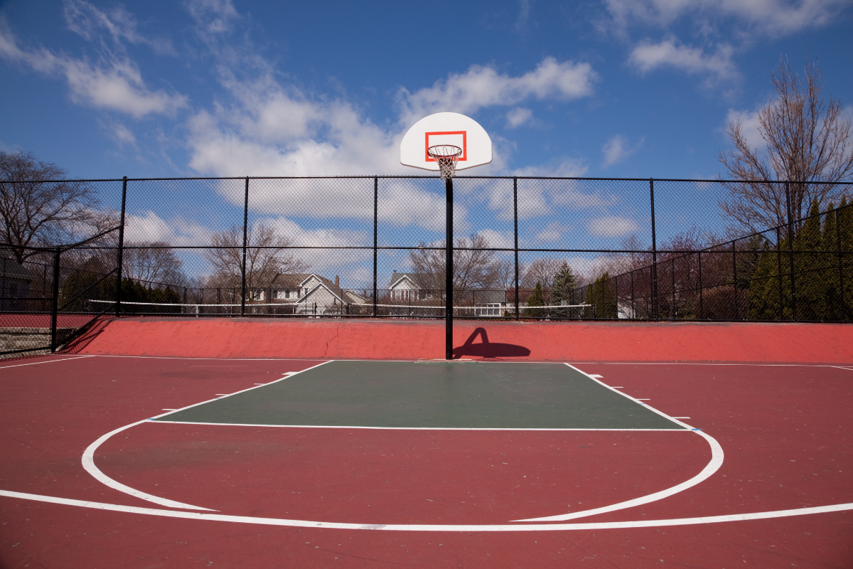 outdoor basketball court, custom sport court coating and refinishing, lake region of nh, hd seal and stripe