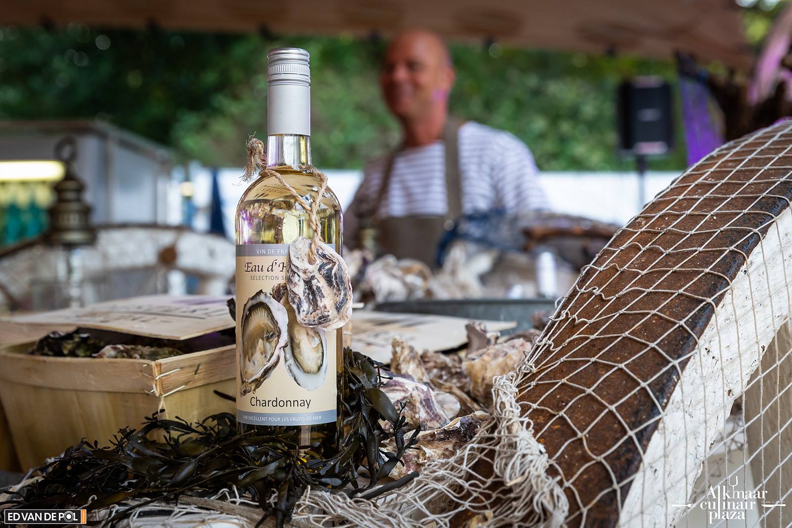 Oysters & Wine Smoking Buddha