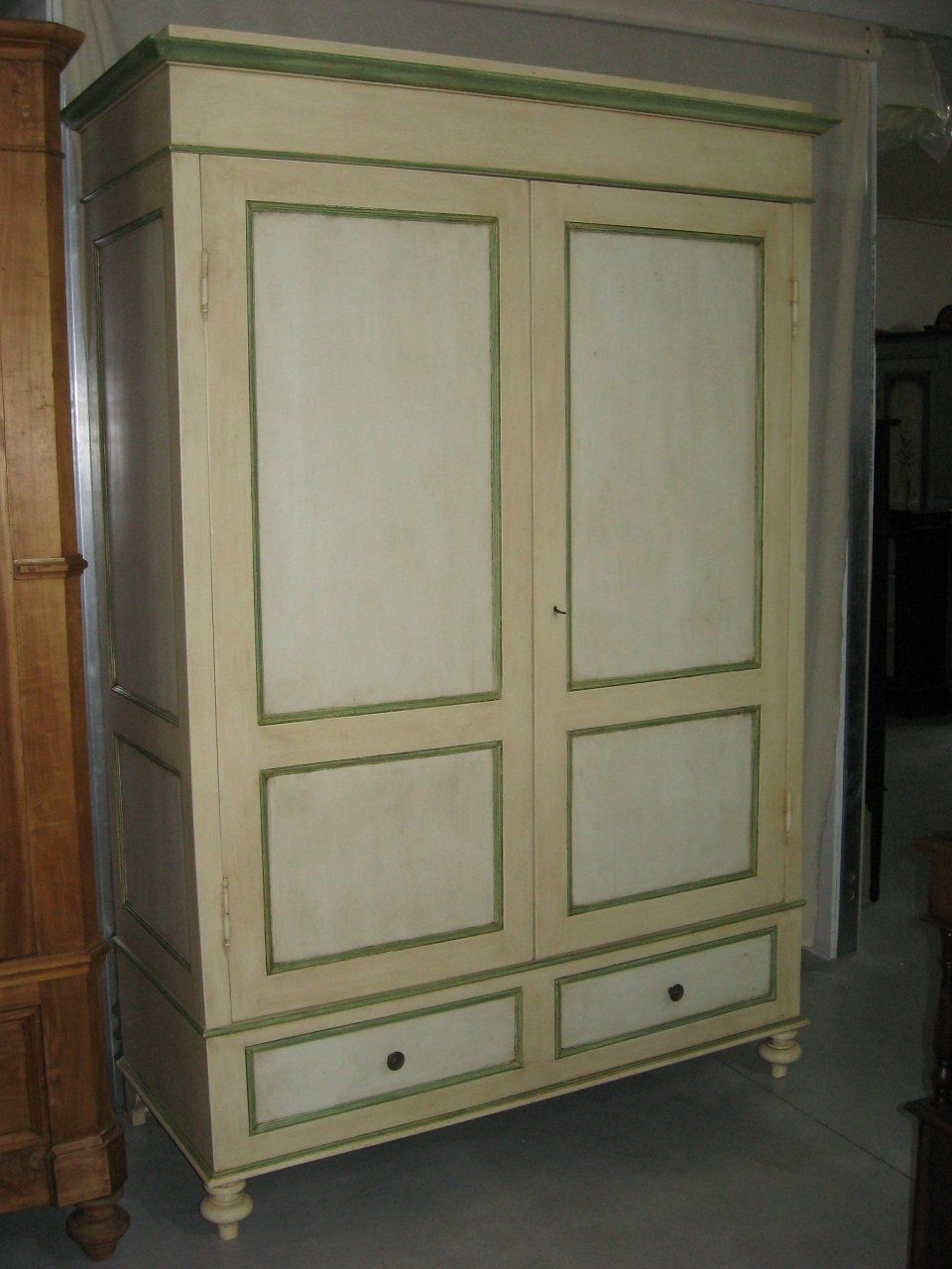 Armadio dopo restauro