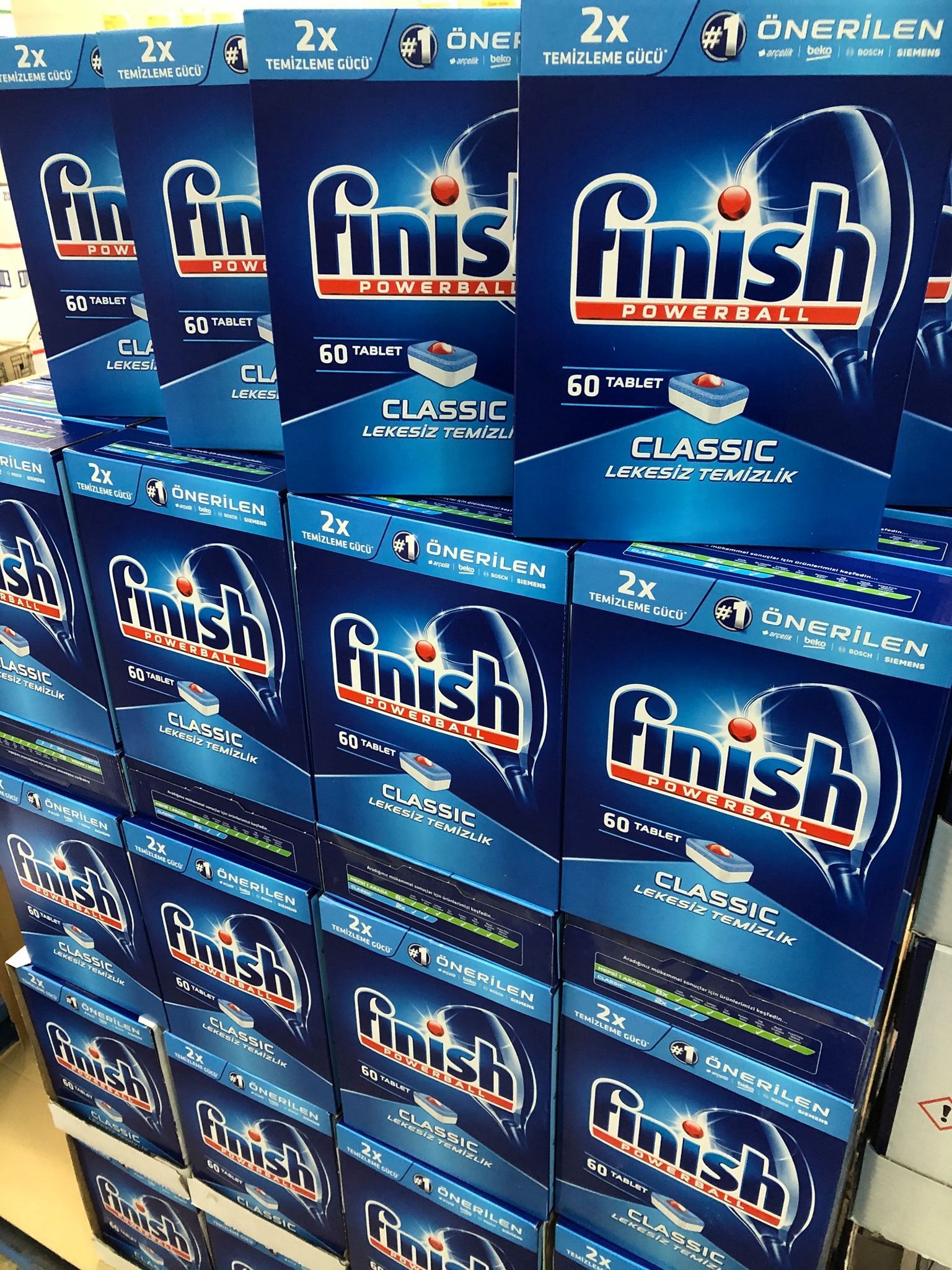 Colgate Optic White — Discount Groceries in Ballarat