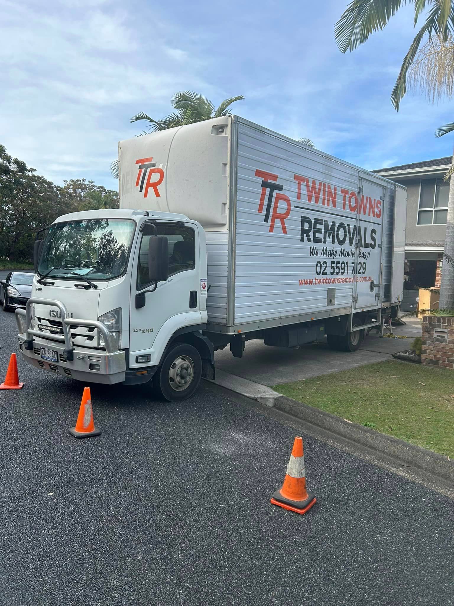 Twin Towns Removals Moving Truck