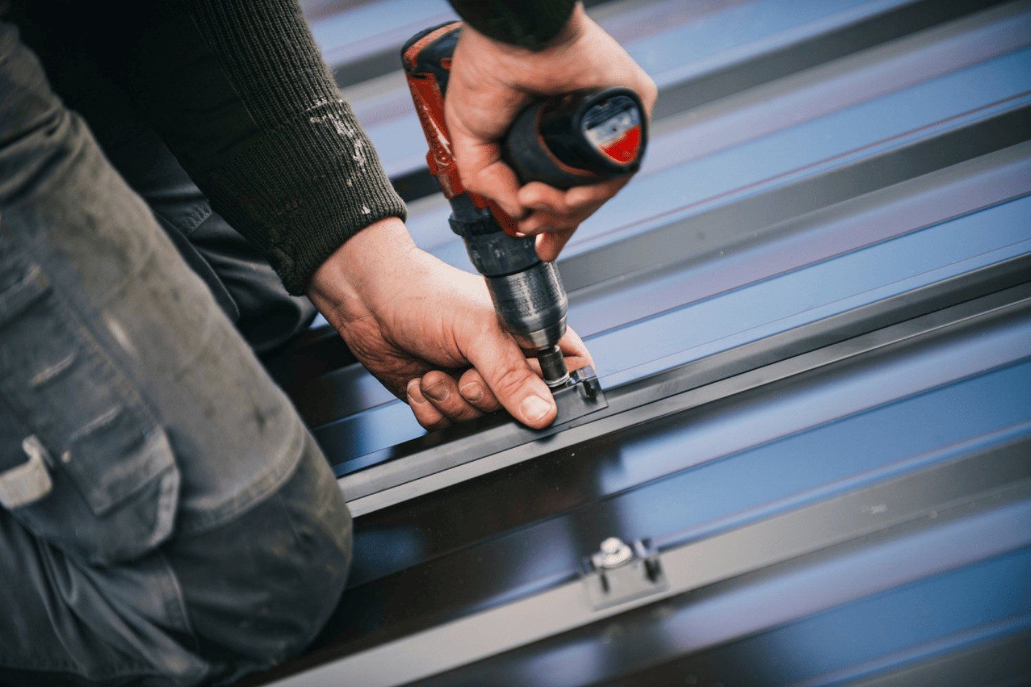 Metal Roof Repair & Replacement
