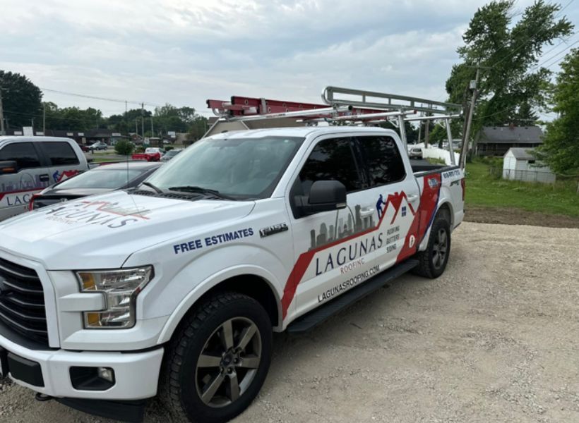 Lagunas Roofing - truck 1