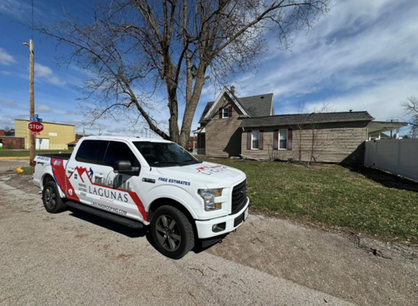 Lagunas Roofing - truck 3