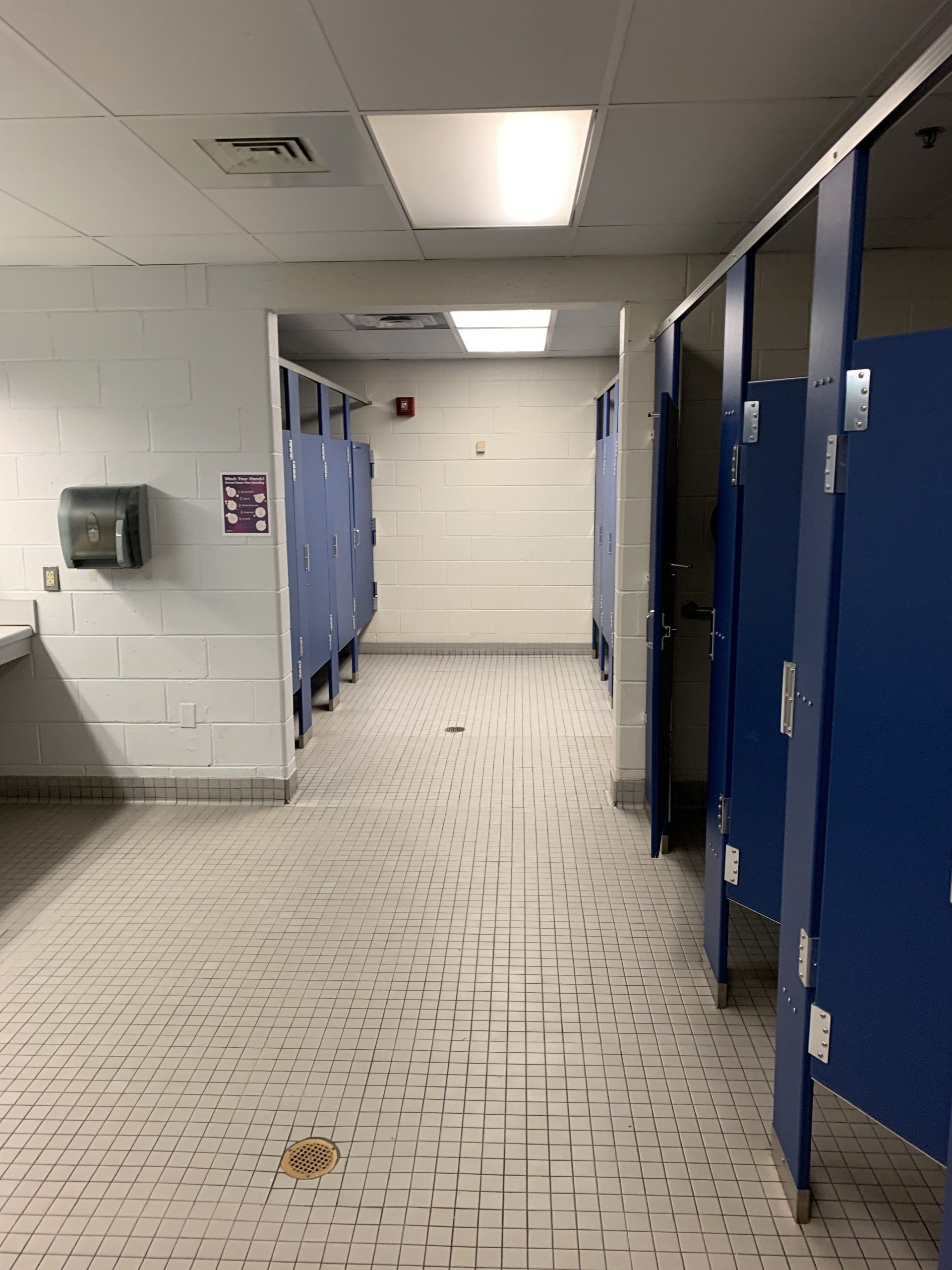 Before Renovating Bathroom #16 — Chester, VA — ARW Contracting, Inc.