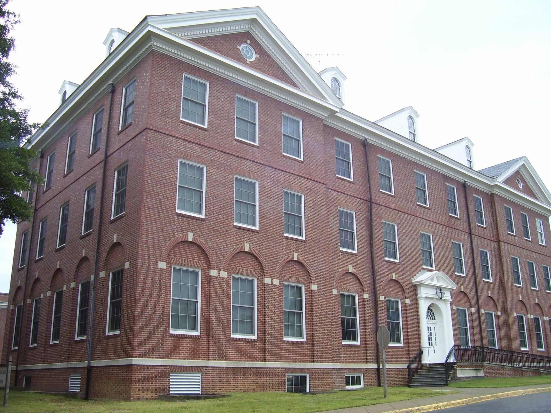 Historic Window — Chester, VA — ARW Contracting, Inc.