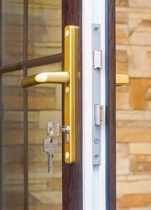 door handle with keys
