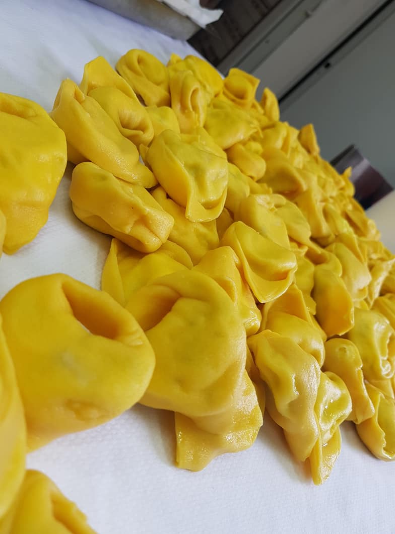 tortelloni fatti a mano