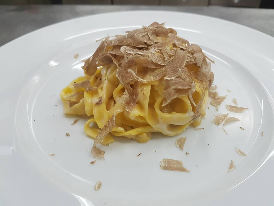 tagliatelle al tartufo