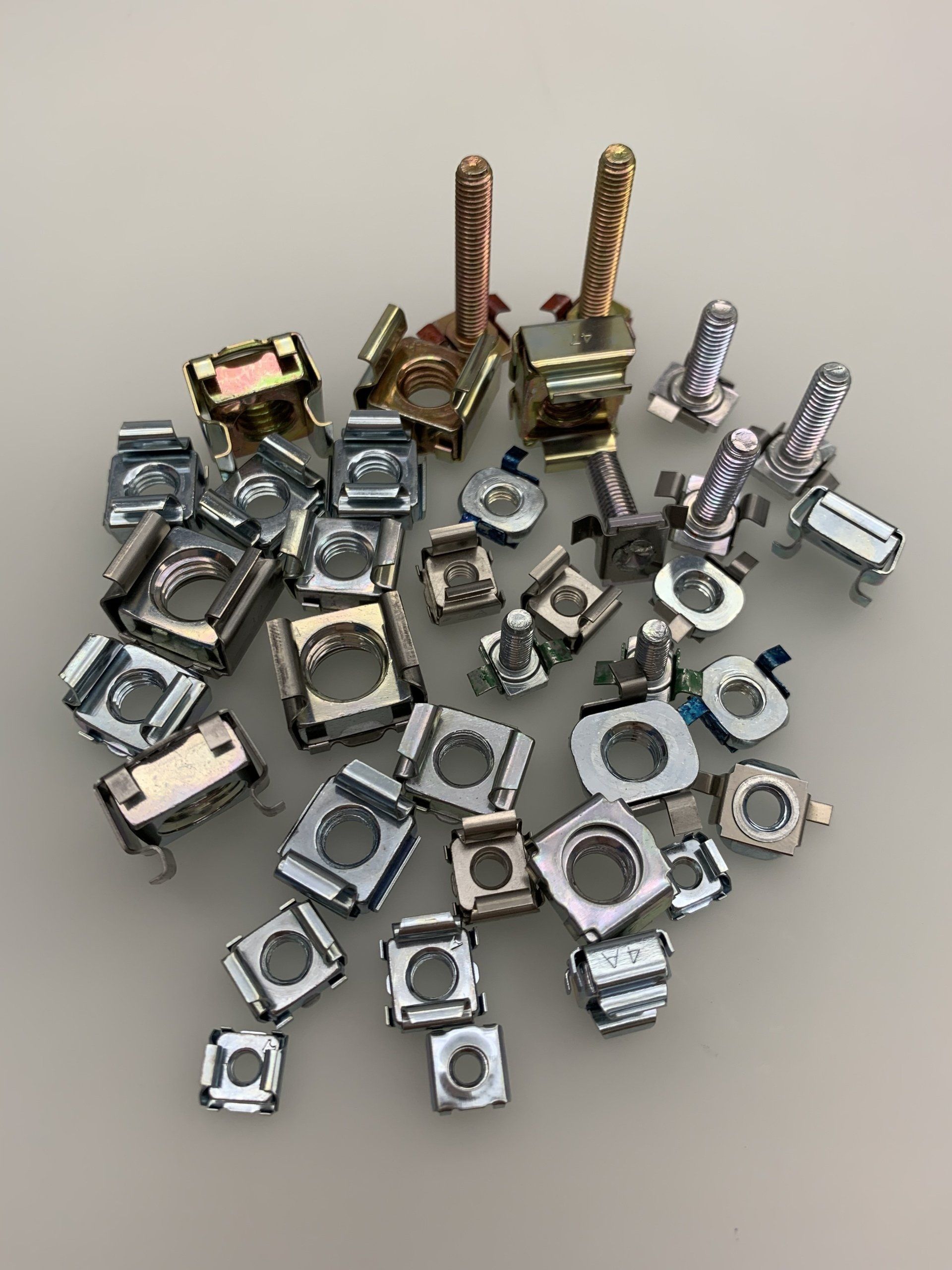 Fasteners e fissaggi speciali