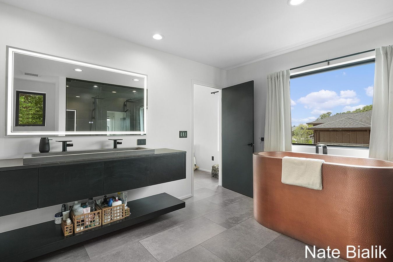 Michigan Modern Home Bath