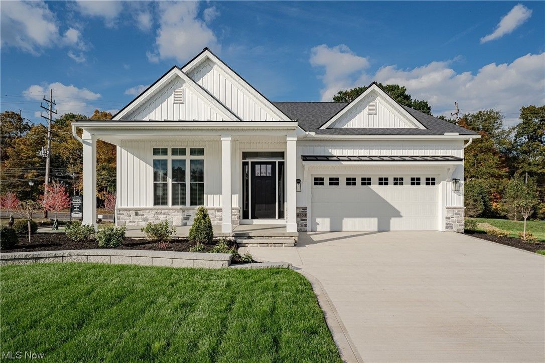 6453 N Cobblestone Rd