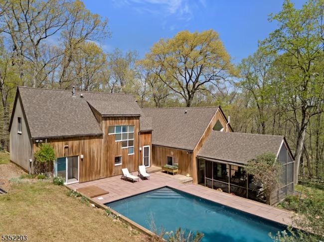 65 Cherryville Hollow Rd