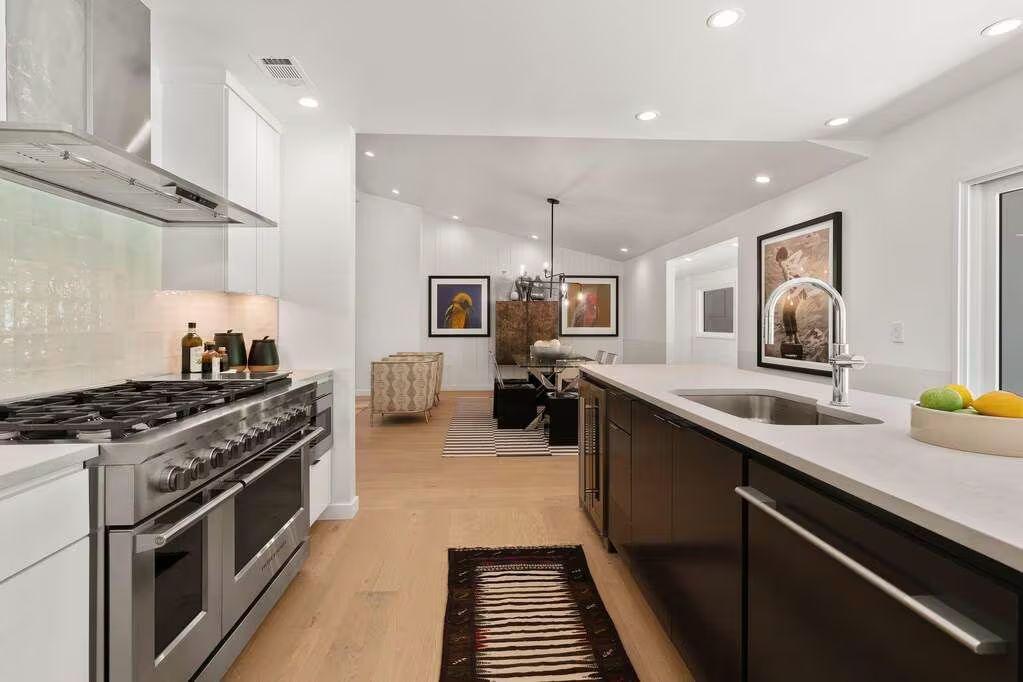Austin Modern Home Kitchen