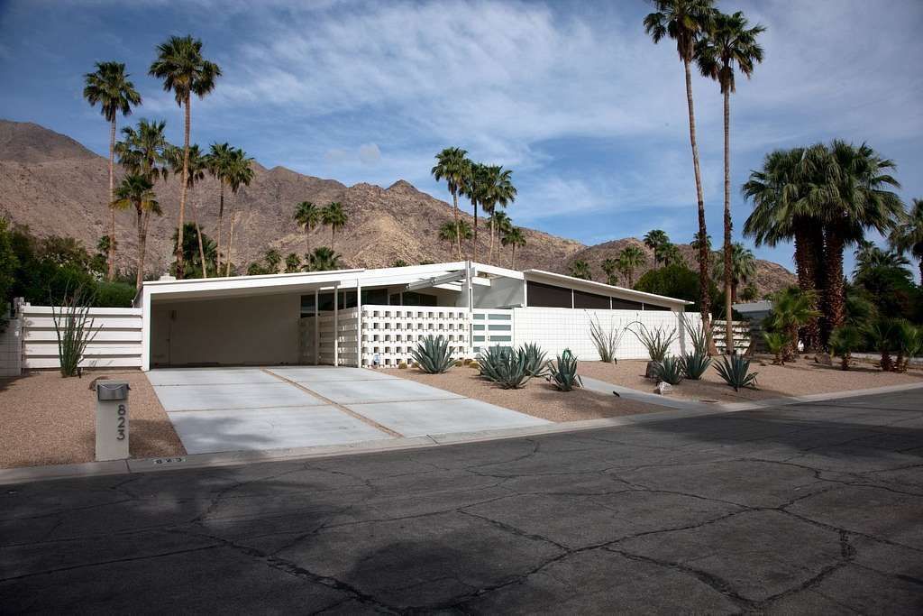 Palm Springs modern home