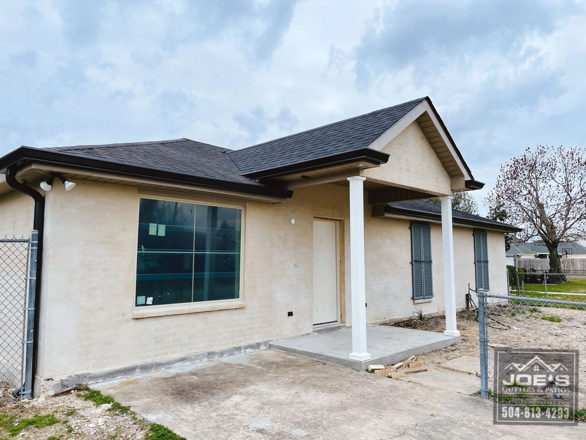 A house that is being built by joe 's