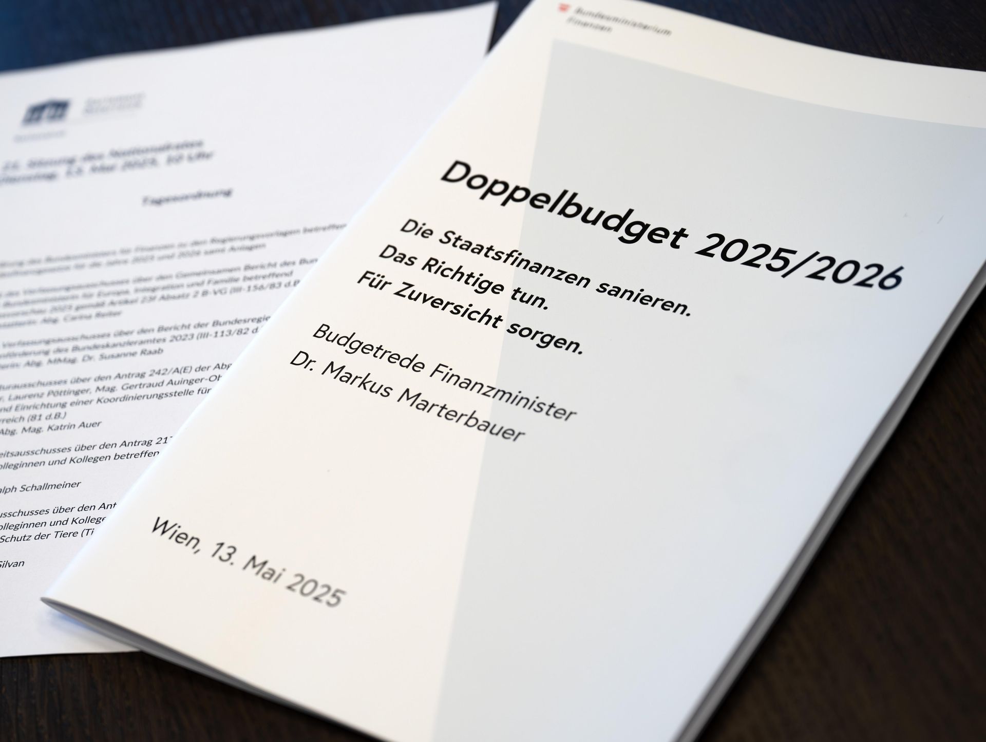 Heute hat die ÖVP-SPÖ-NEOS-Regierung ihr Doppelbudget für die Jahre
2025 und 2026 präsentiert. Und w