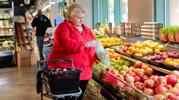 Ultra-processed foods can sabotage weight loss. Learn why UPFs cause cravings and weight gain