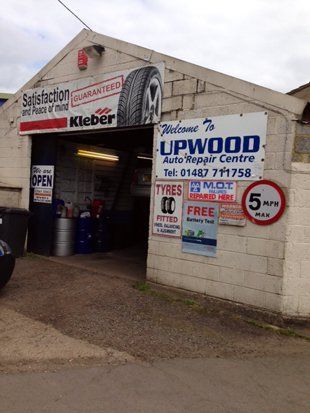 Car engine tuning - Huntingdon, Cambridgeshire - Upwood Auto Repair Centre - Mechanic in auto repair shop