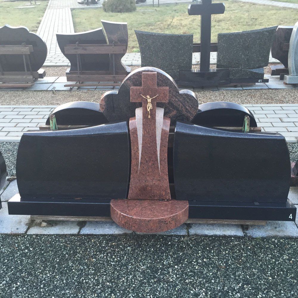 Klaipėdos Akmuo gaminamų paminklų pavyzdžiai