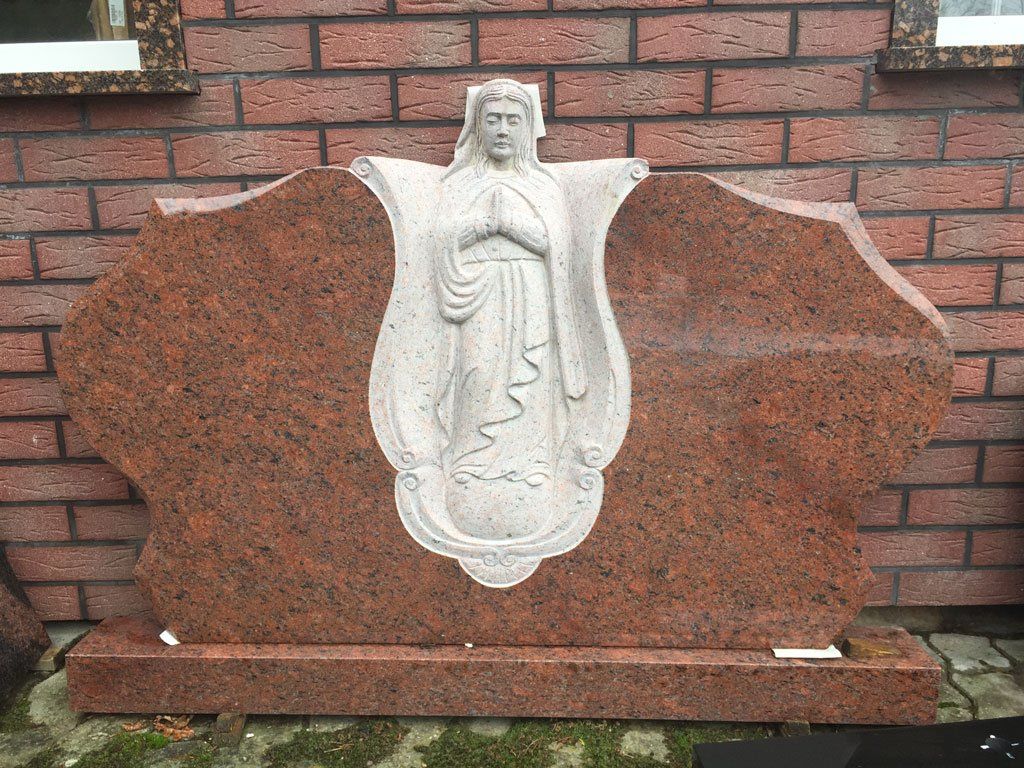 Klaipėdos Akmuo gaminamų paminklų pavyzdžiai