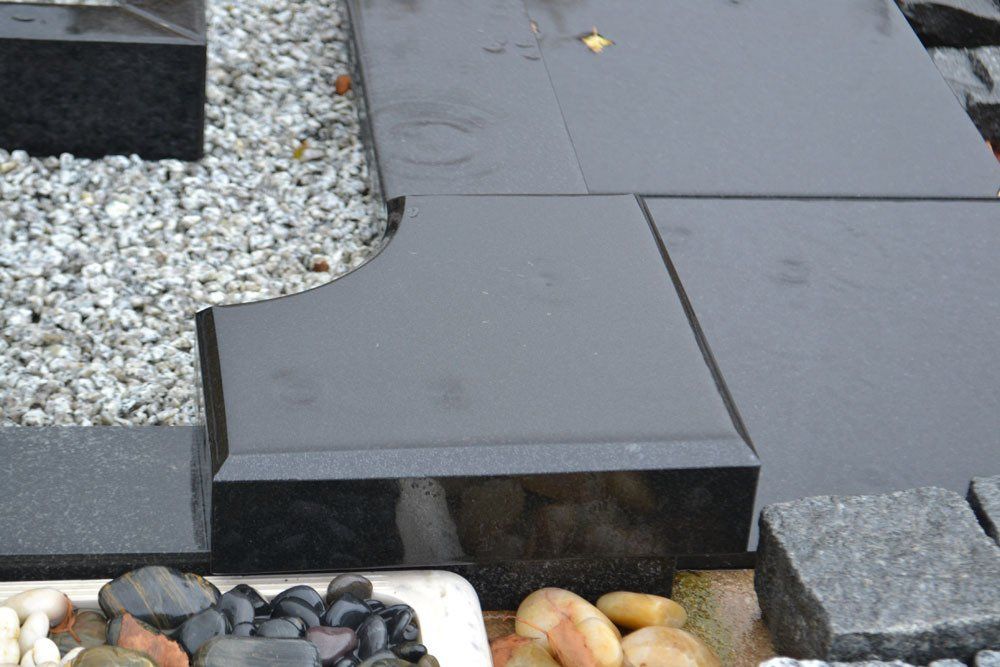 Klaipėdos Akmuo gaminamų paminklų pavyzdžiai