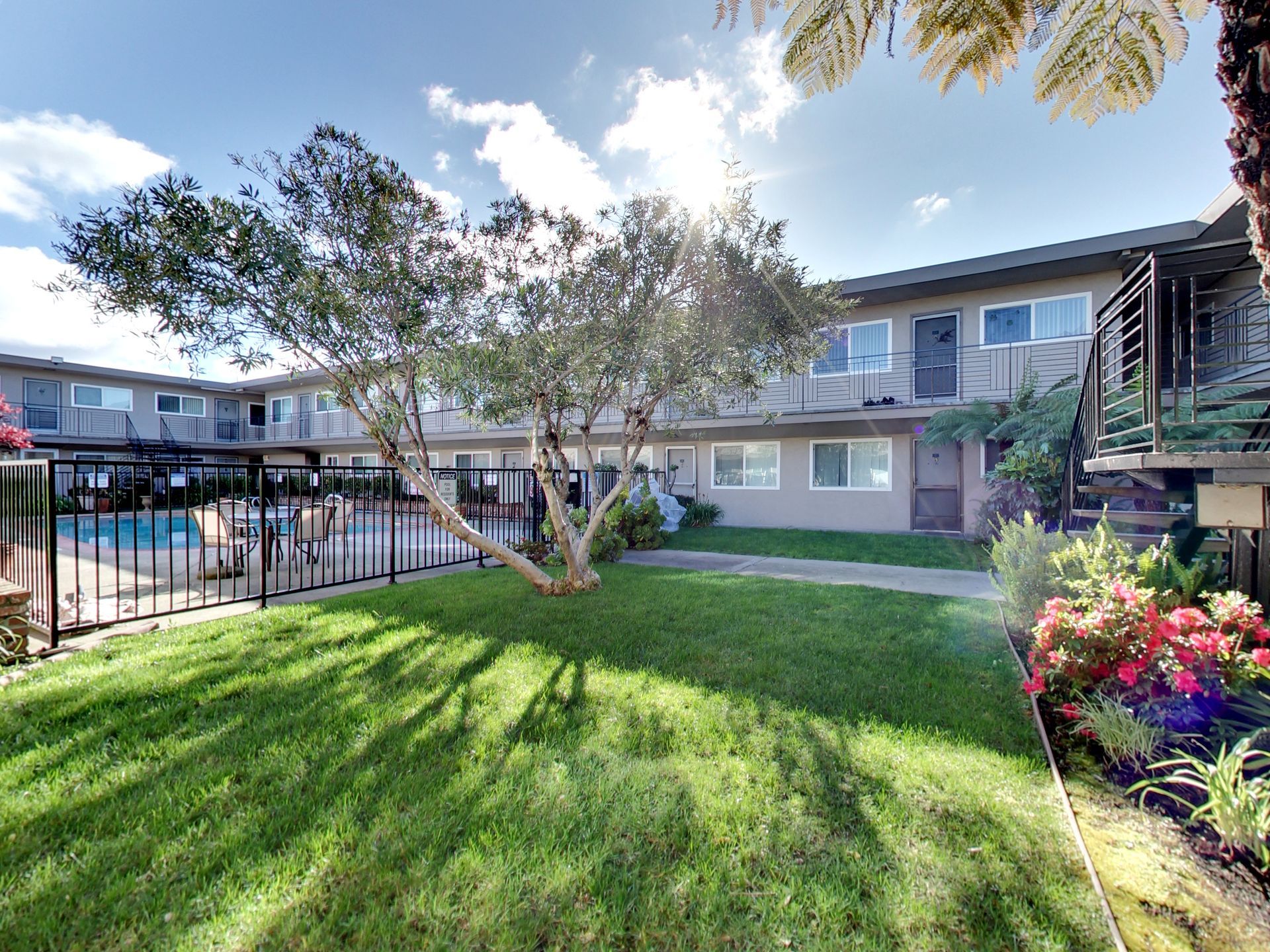 front facing photo of 270 perkins apartment building