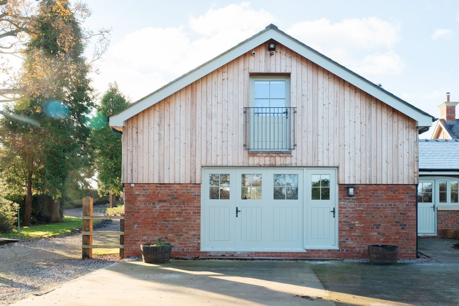 New build farm storage barn constructed by Rawlinson Construction