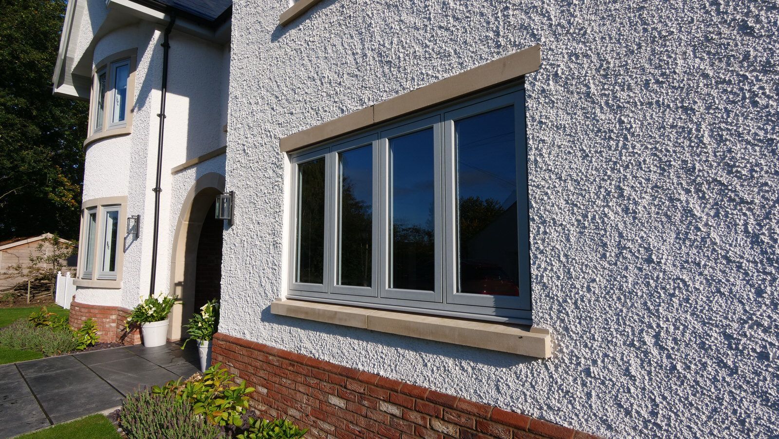 Cheshire new build home with Resident 9 windows