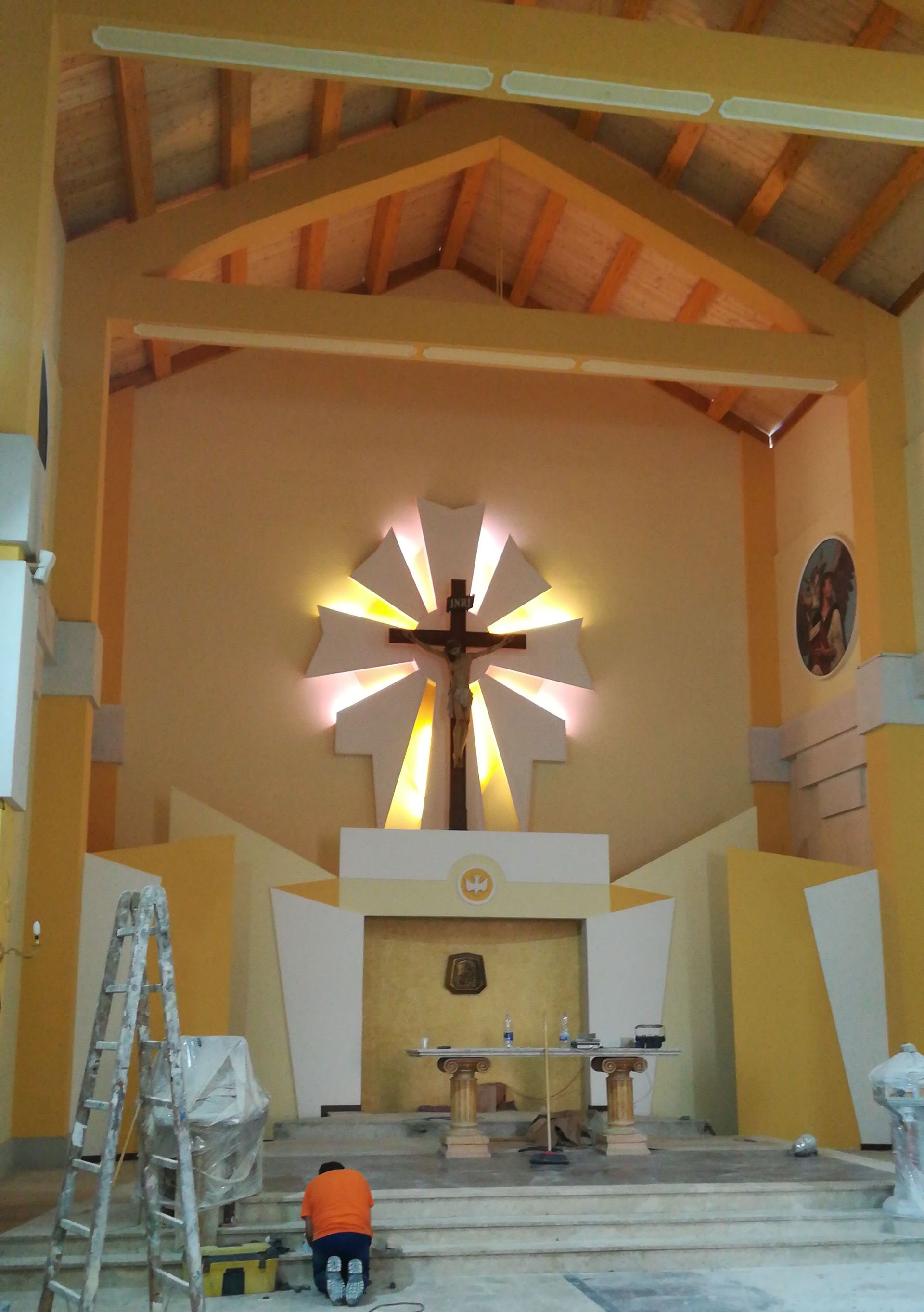 parete interna chiesa