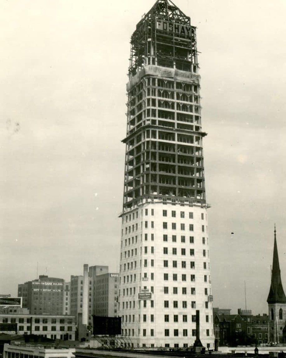 Minneapolis Foshay Tower being built in the 1920s