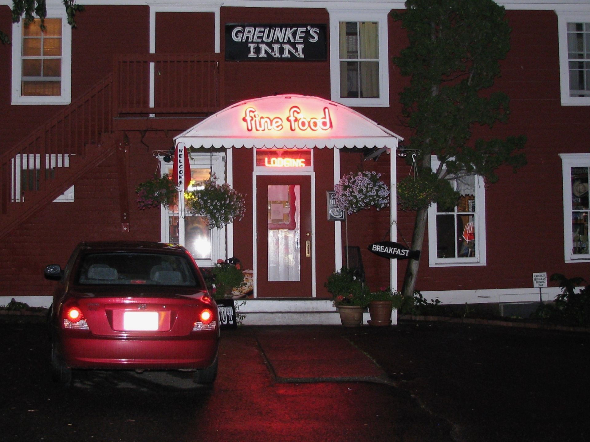 Bayfield Ghost Tour Gruenke's Inn Haunted